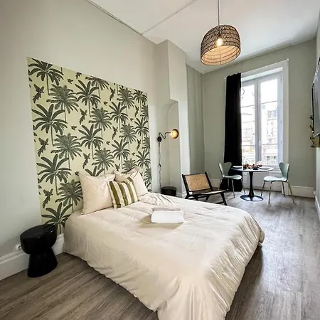 Apartment Shamrock Lyon